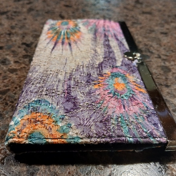 Wallets - 2 Together is Better! - Picture 2 of 14